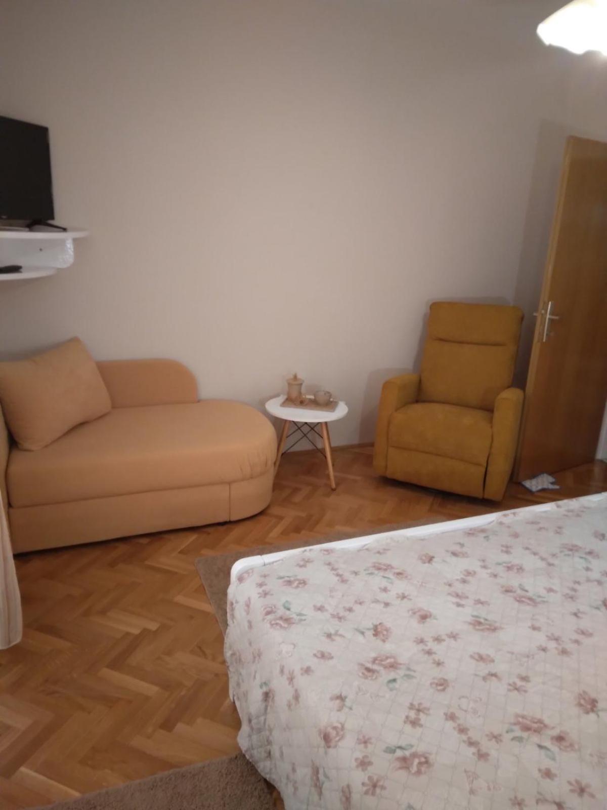 Apartments Panorama View Zeljko Scerbe Mundanije Екстериор снимка