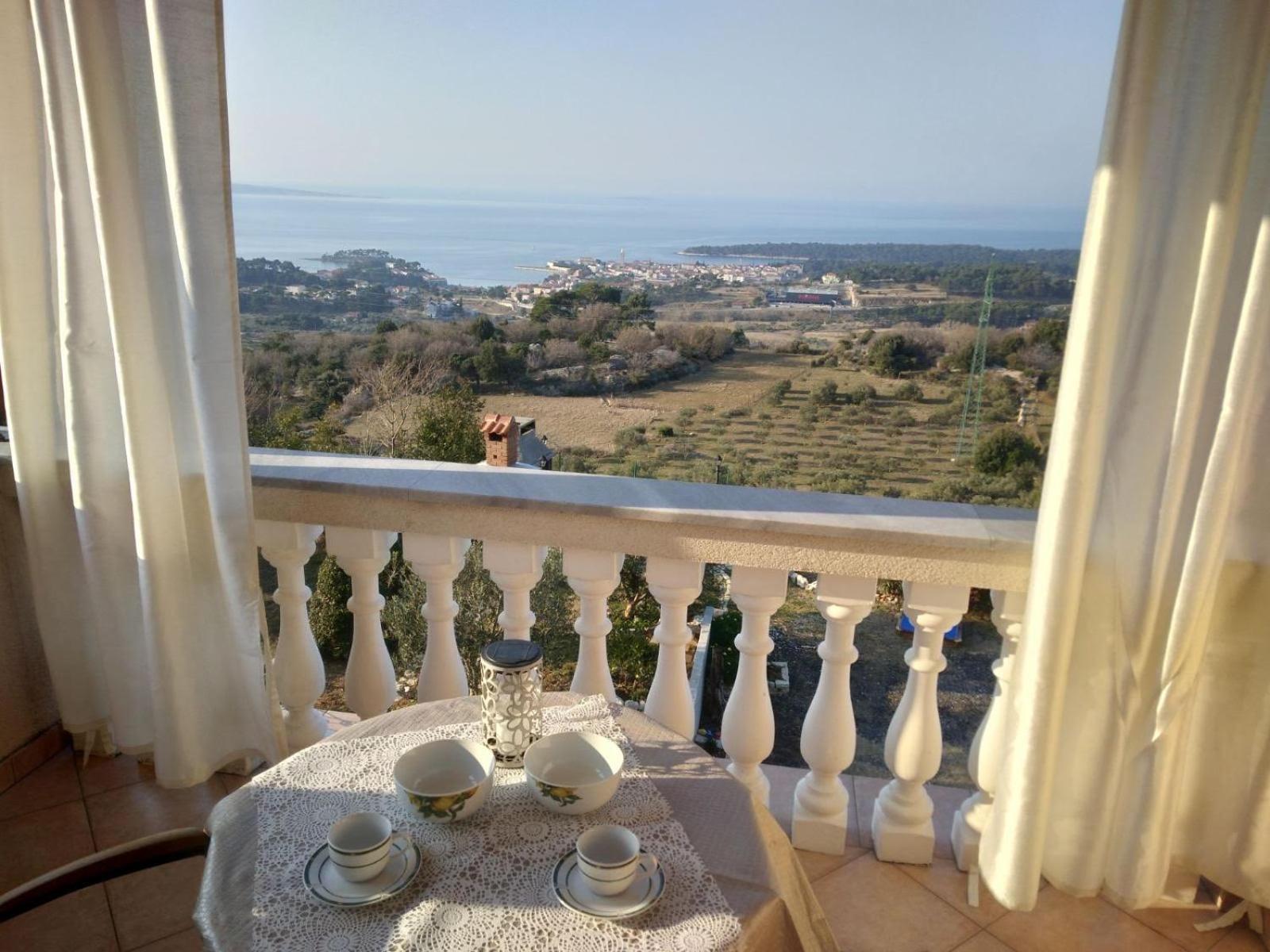 Apartments Panorama View Zeljko Scerbe Mundanije Екстериор снимка