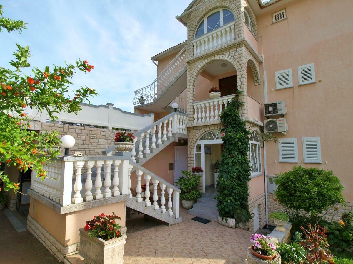 Apartments Panorama View Zeljko Scerbe Mundanije Екстериор снимка